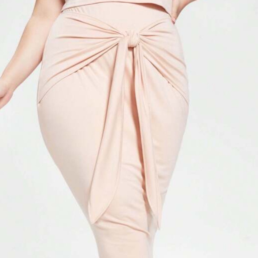 Nina Parker Cameo Rose Tie-Front Skirt